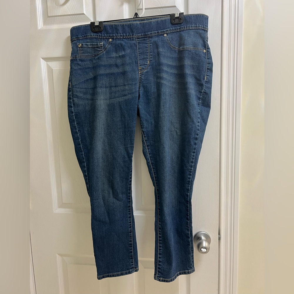 Levis Skinny Pull On Ankle Jeans